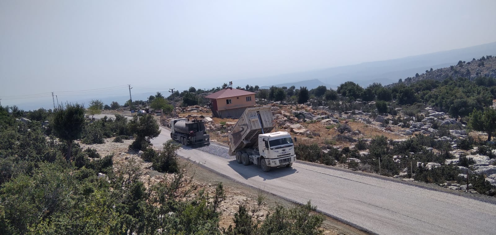 Adana Büyükşehir Belediyesi Sınırları İçerisinde Toprak İşleri Sanat Yapıları Üst Yapı (Alttemel, Temel, Sathi Kaplama, Bsk) Onarımı ve Yapımı İşi